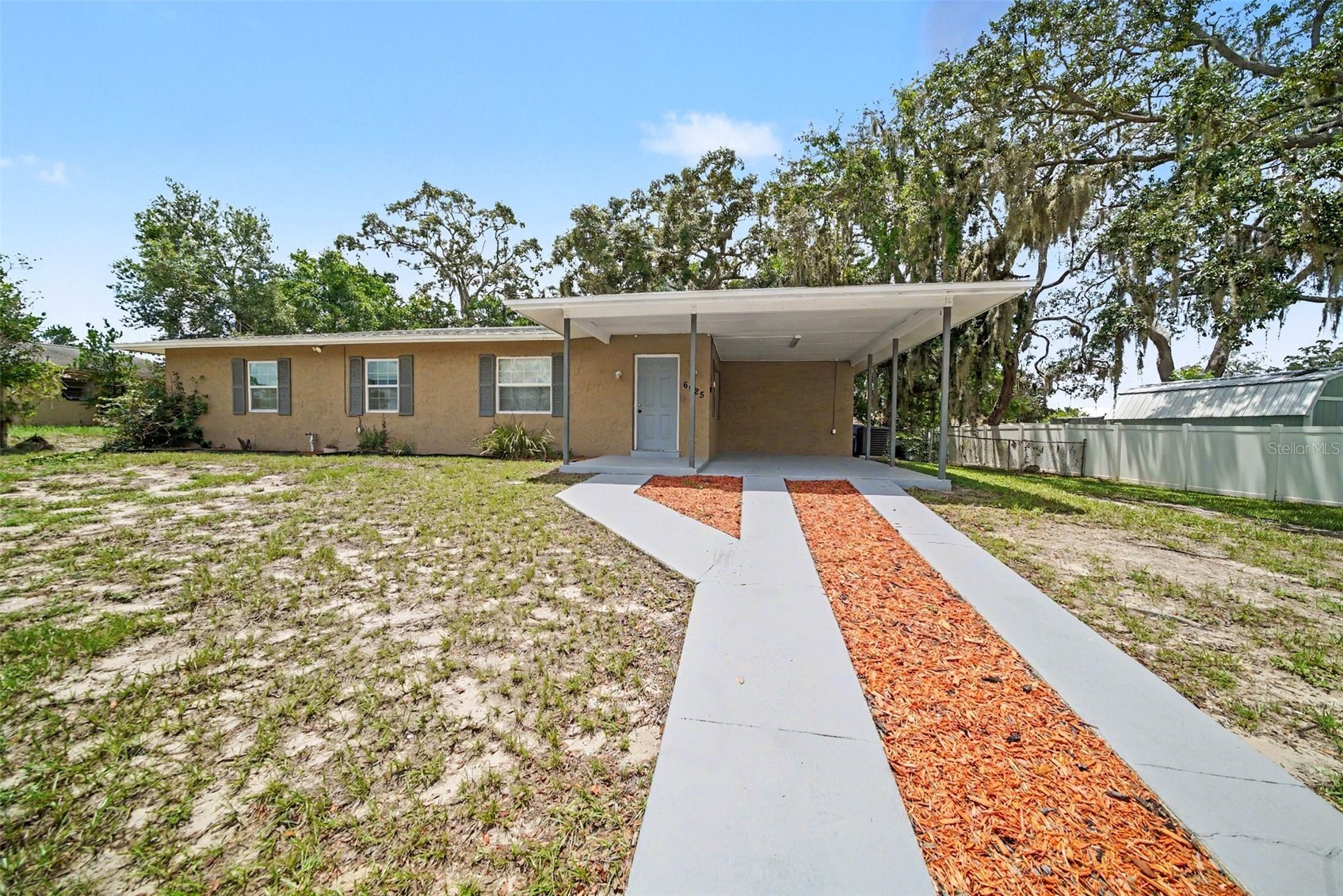 6925 TREEHAVEN DRIVE