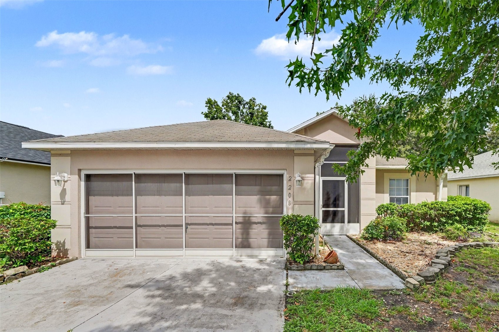 2208 NICOLLETT WAY