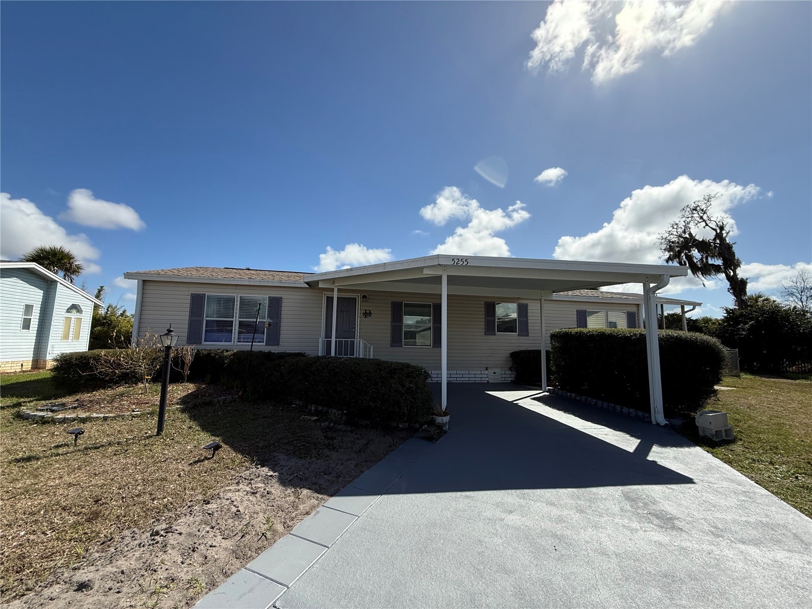 5255 OXFORD COURT