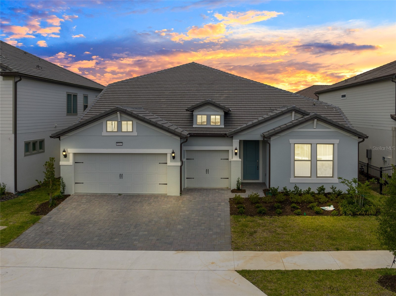 9212 HANGING VINE COURT