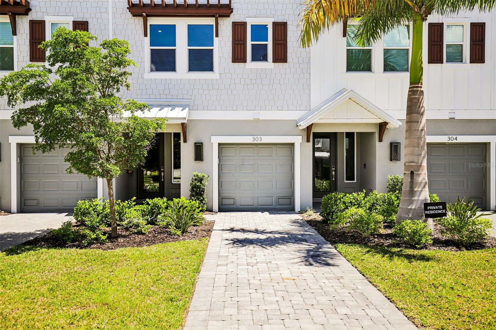 1623 SEA HAVEN DRIVE 303