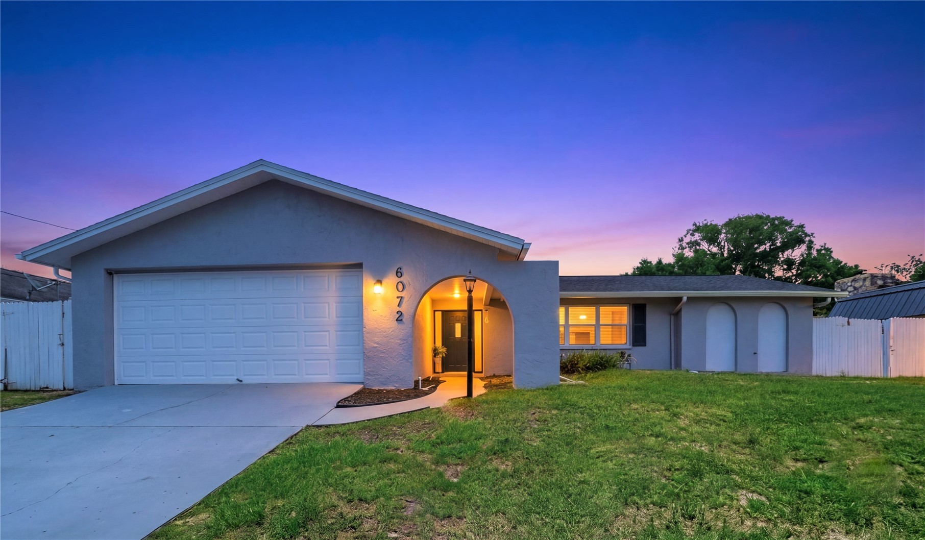 6072 AIRMONT DRIVE