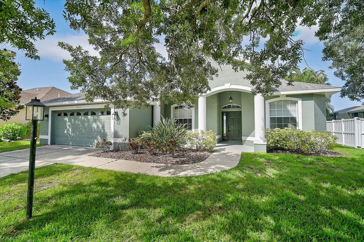 10647 OLD GROVE CIRCLE
