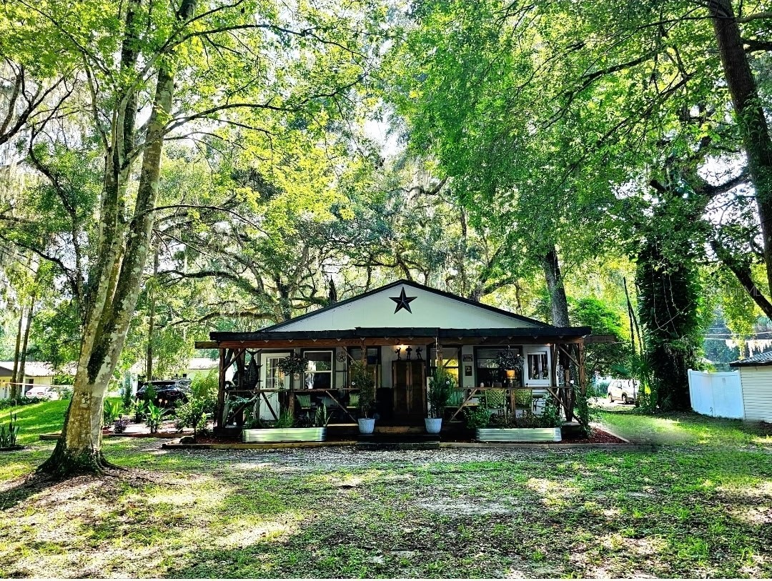 353 N ROBIN HOOD ROAD