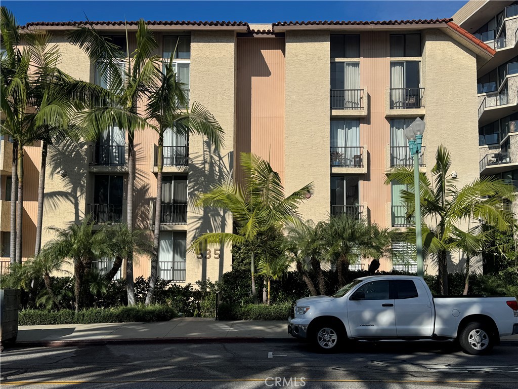 535 Esplanade 601
