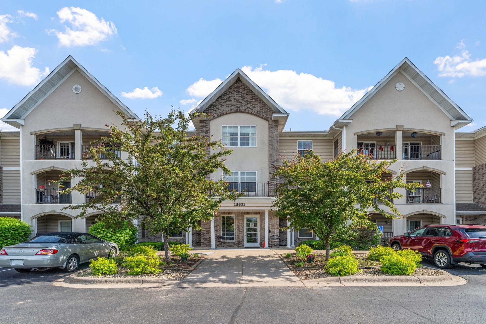 15631 Linnet Street NW #3-202, Andover, MN 55304