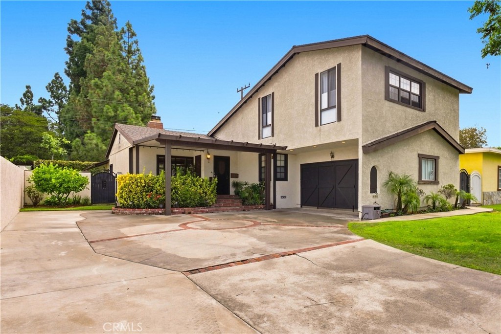 946 S Mccloud