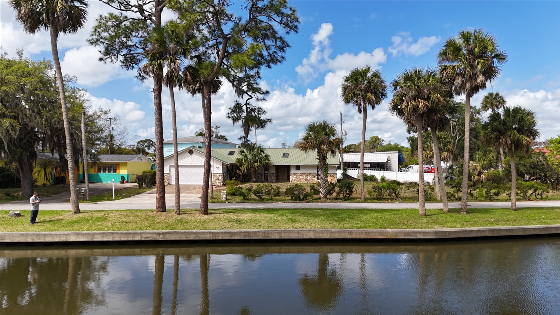 96 E BAYSHORE DRIVE