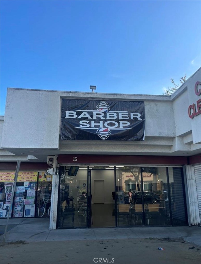 810 W Rosecrans Avenue 15