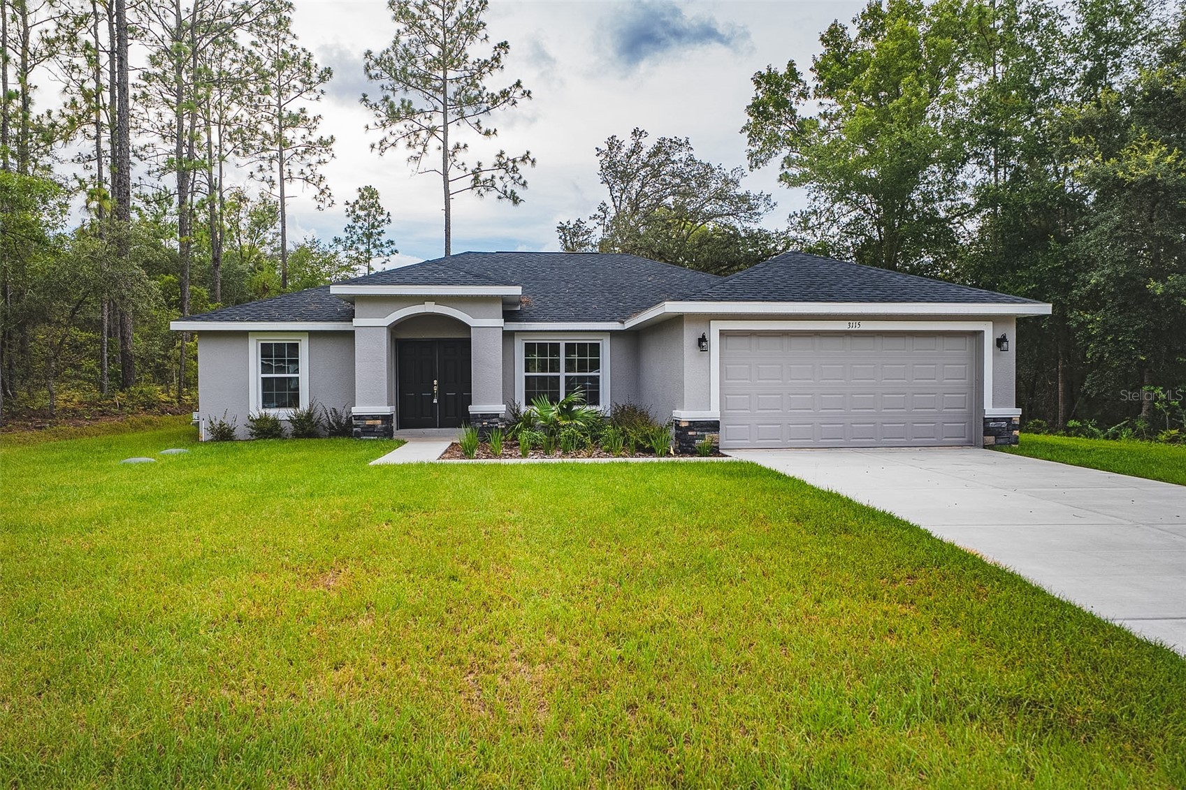 3115 W FAIRBANK DRIVE