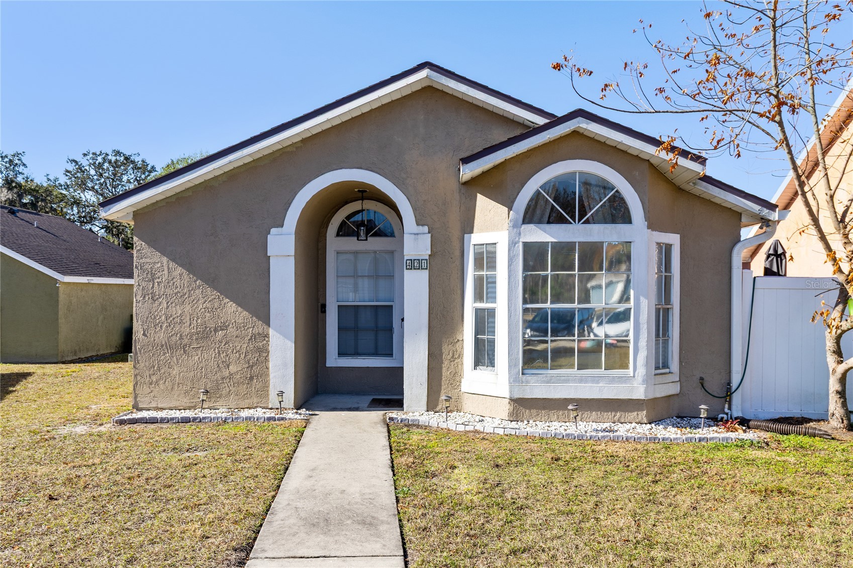 421 HORIZON DRIVE