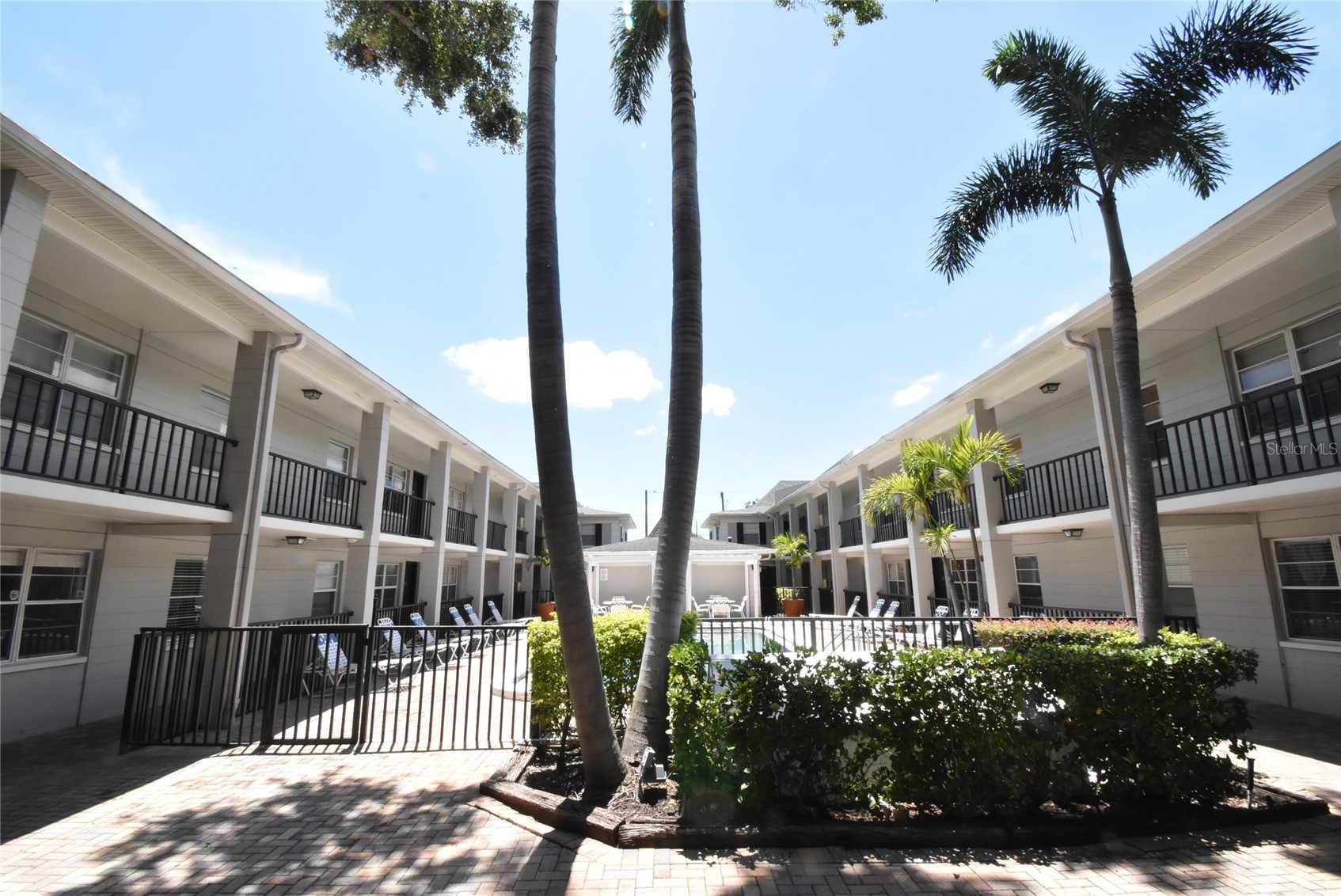 5221 BAYSHORE BOULEVARD 45