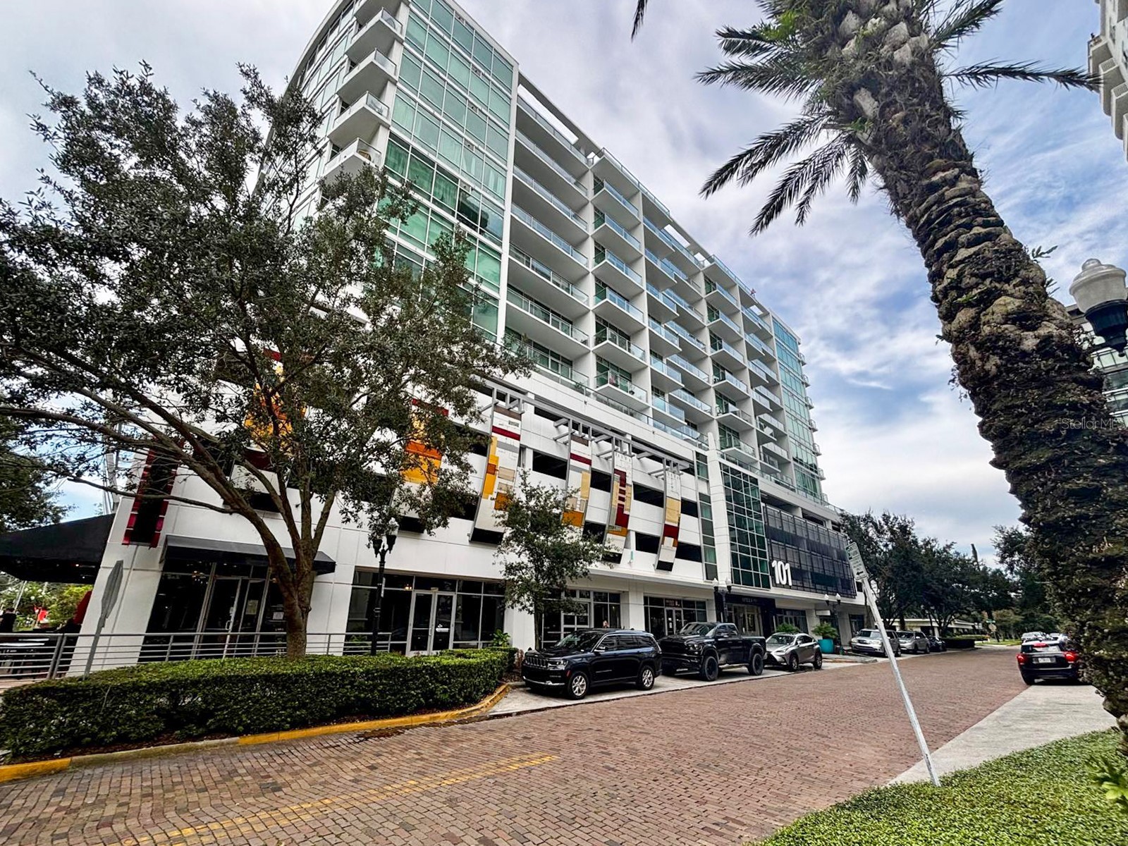 101 S EOLA DRIVE 614