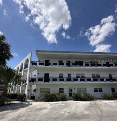 100 EL CAMINO DR 309