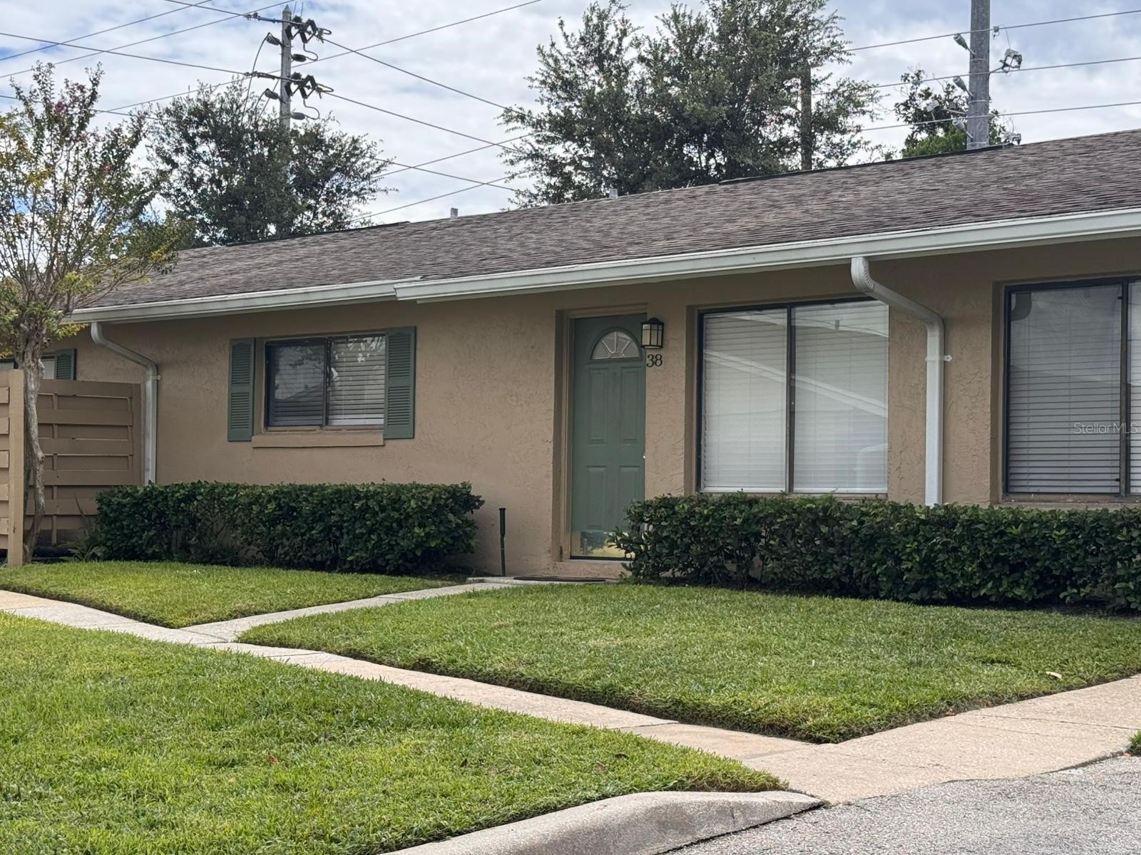 725 NORTHLAKE BOULEVARD 38
