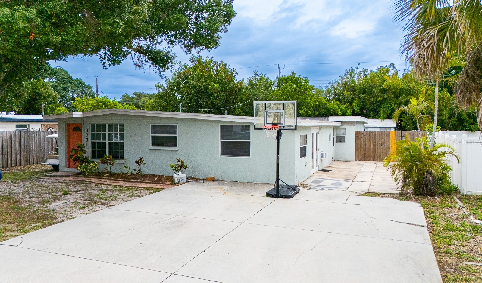 3731 PAPAI DRIVE