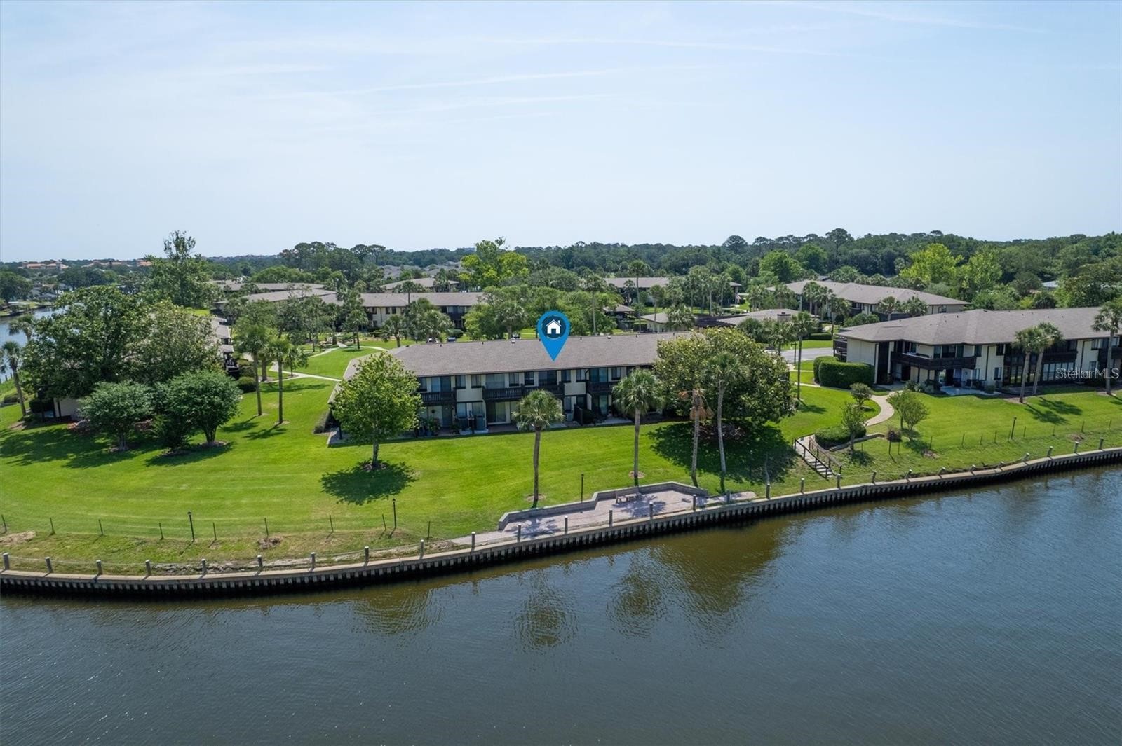 44 CLUB HOUSE DRIVE 105