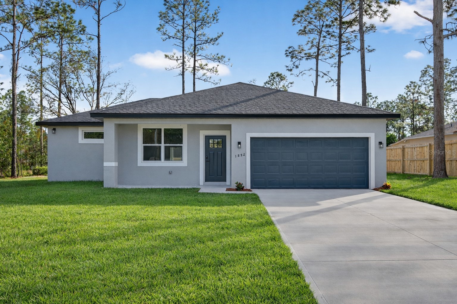 1852 W QUAKER LANE