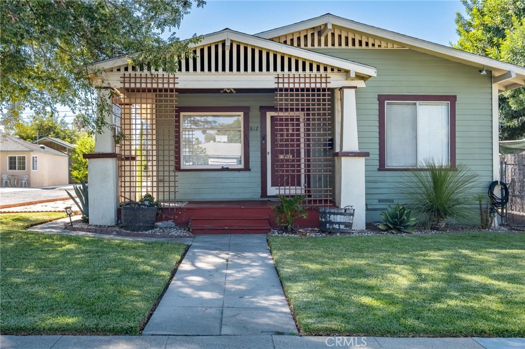 812 S Howard