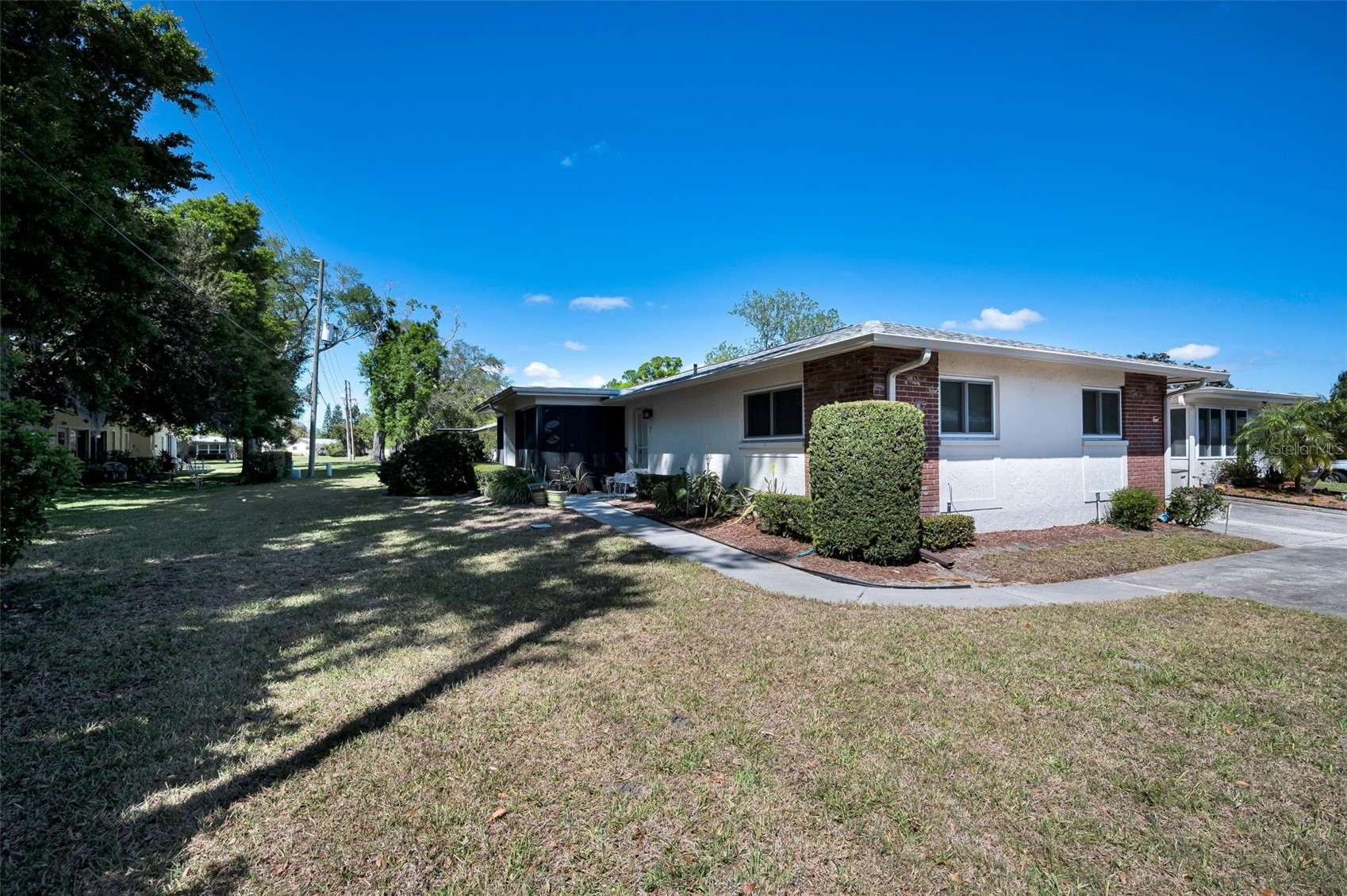 1121 QUEEN ANNE DRIVE C