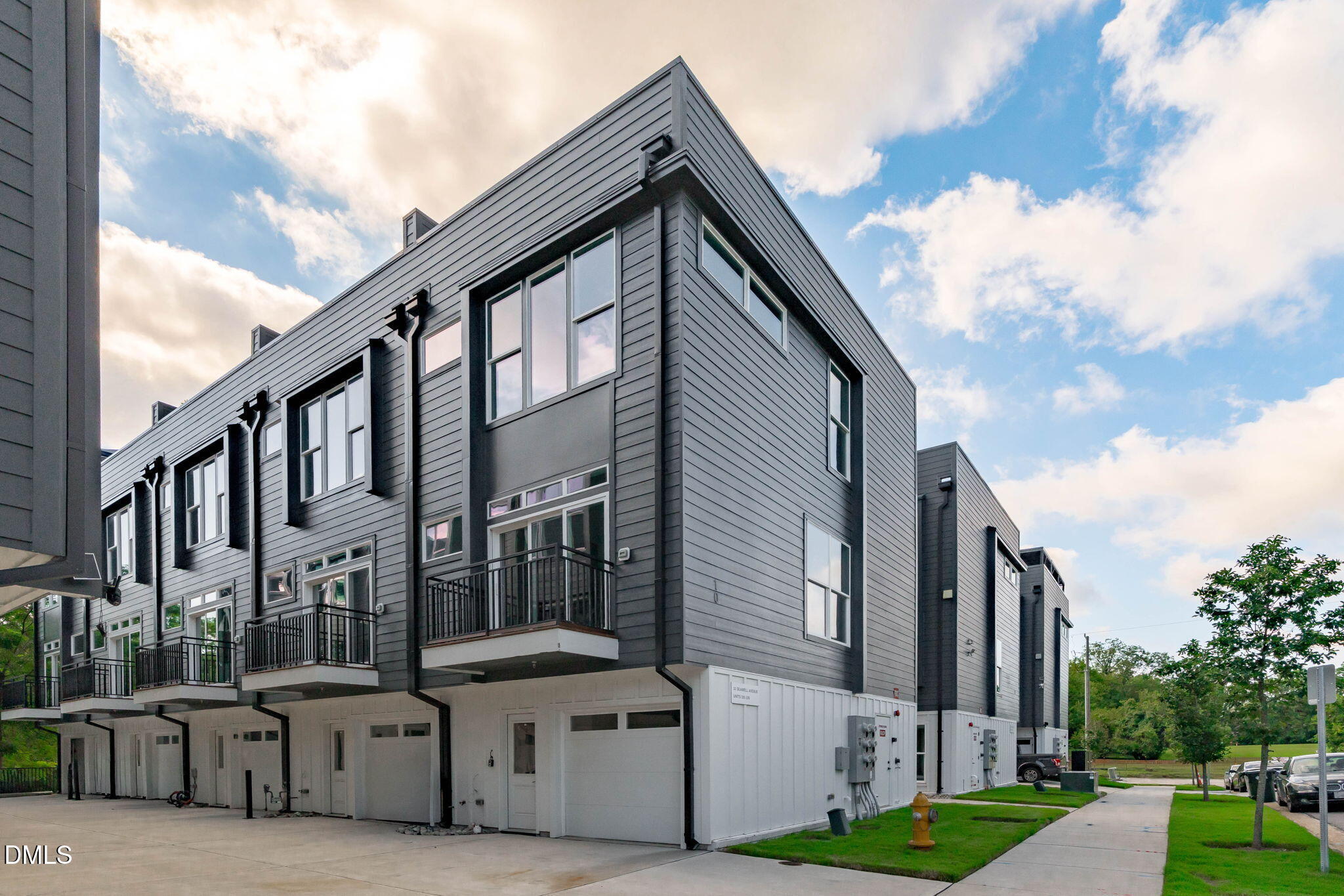 10 Seawell Avenue 101, Raleigh, NC 27601