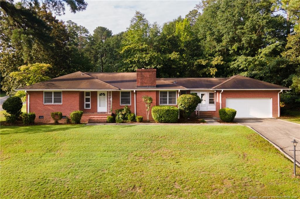 423 McPhee Drive, Fayetteville, NC 28305