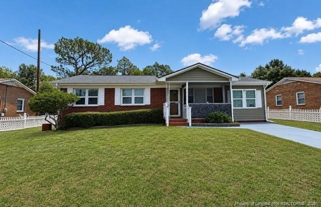 3241 Vardaman Avenue, Hope Mills, NC 28348