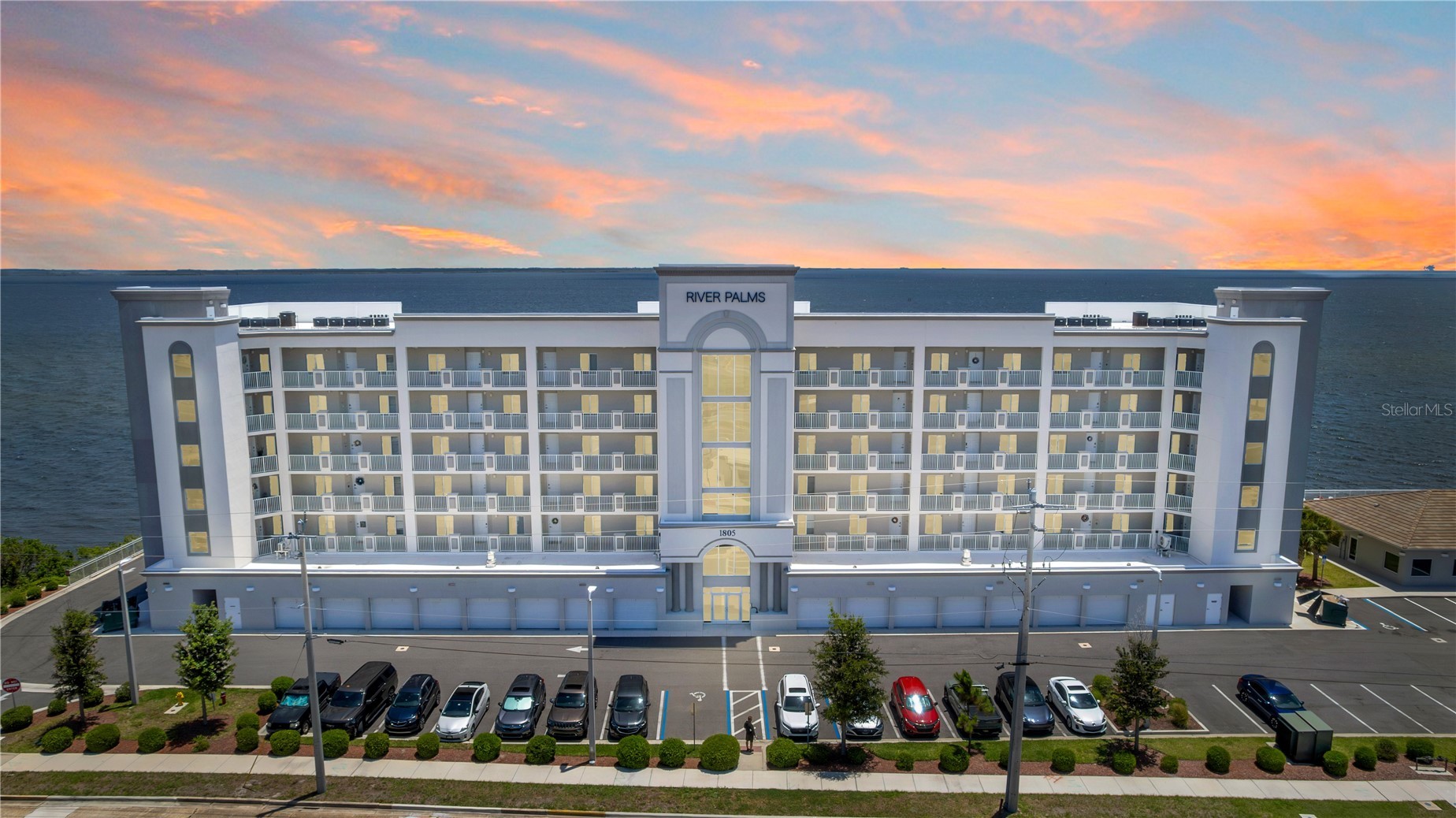 1805 RIVERSIDE DRIVE 506