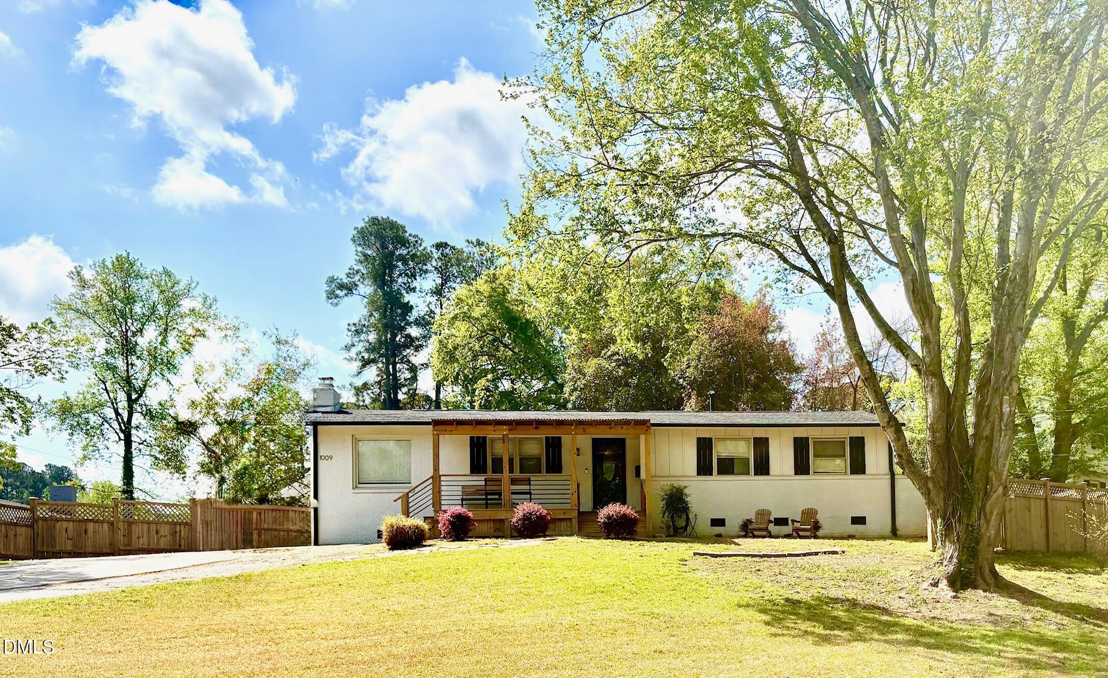 1009 Helms, Raleigh, NC 27610