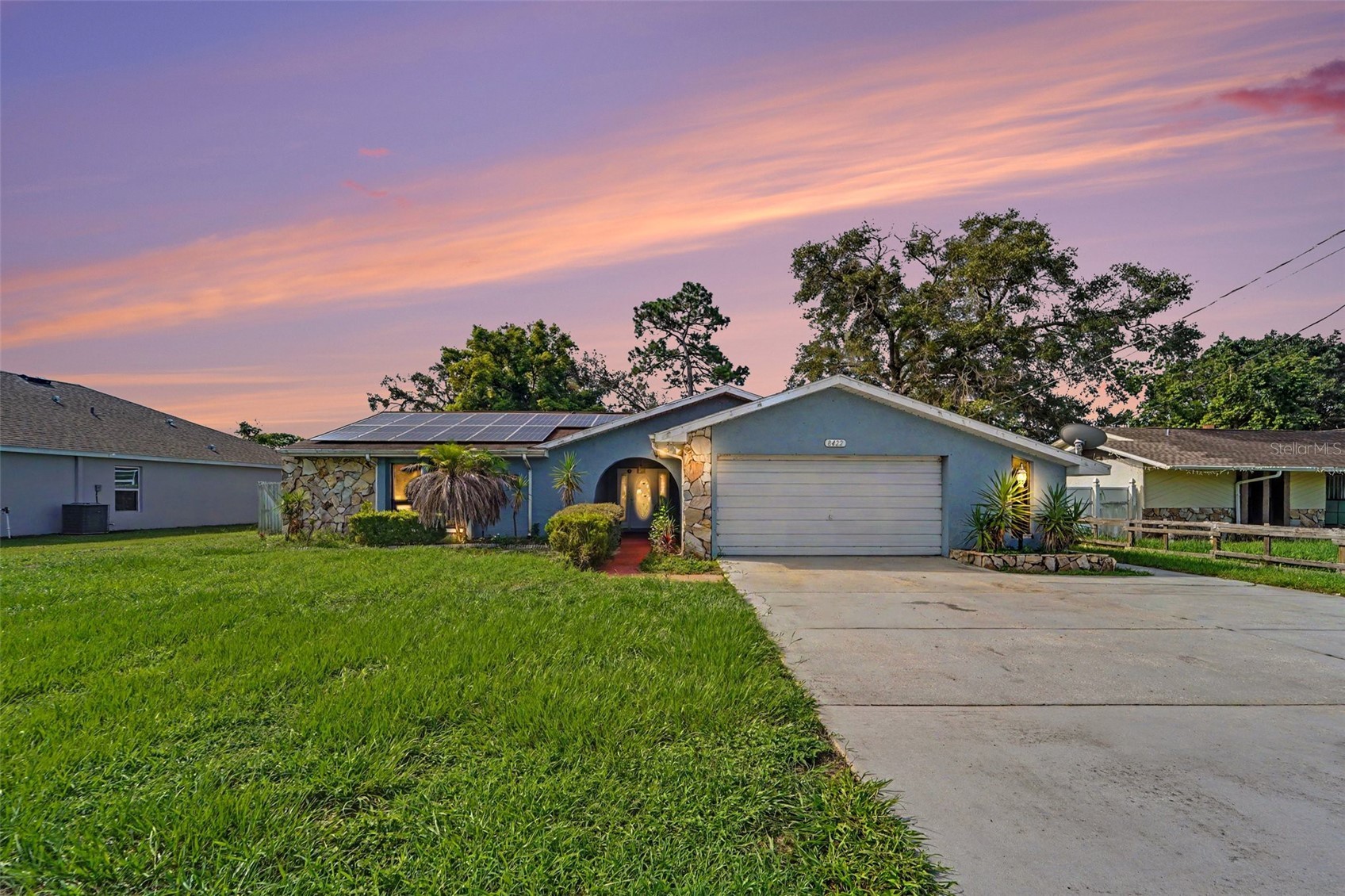 8422 SPRING HILL DRIVE