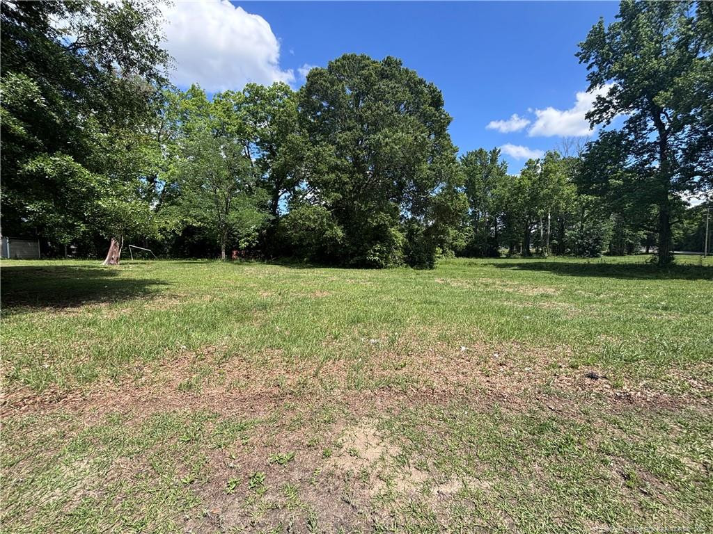 305 S Seneca Street, Lumberton, NC 28358