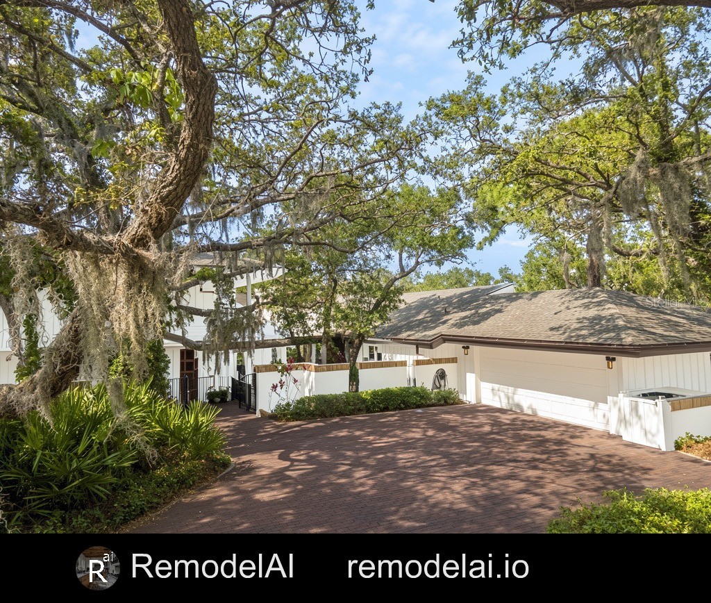 1296 WEYBRIDGE LANE