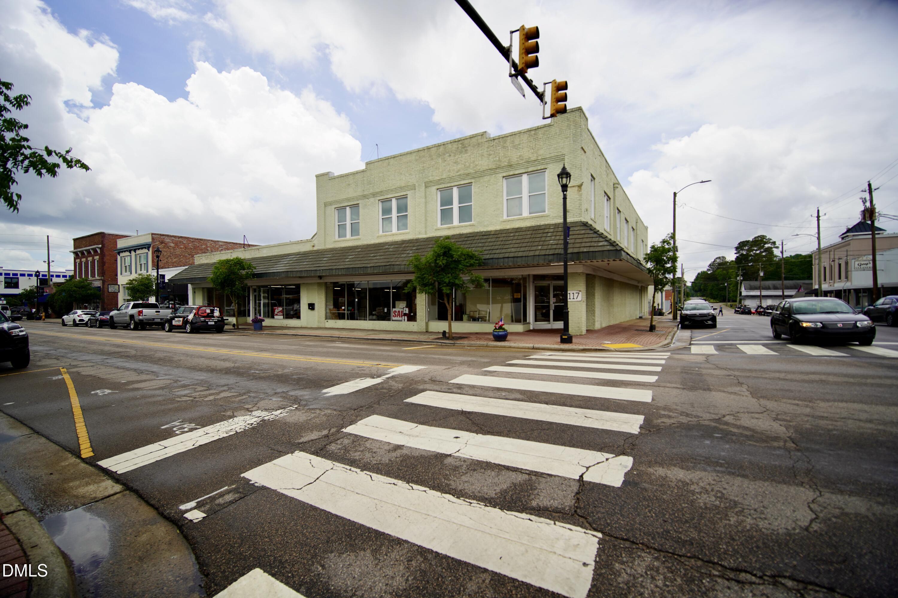 117 N Arendell Avenue, Zebulon, NC 27597