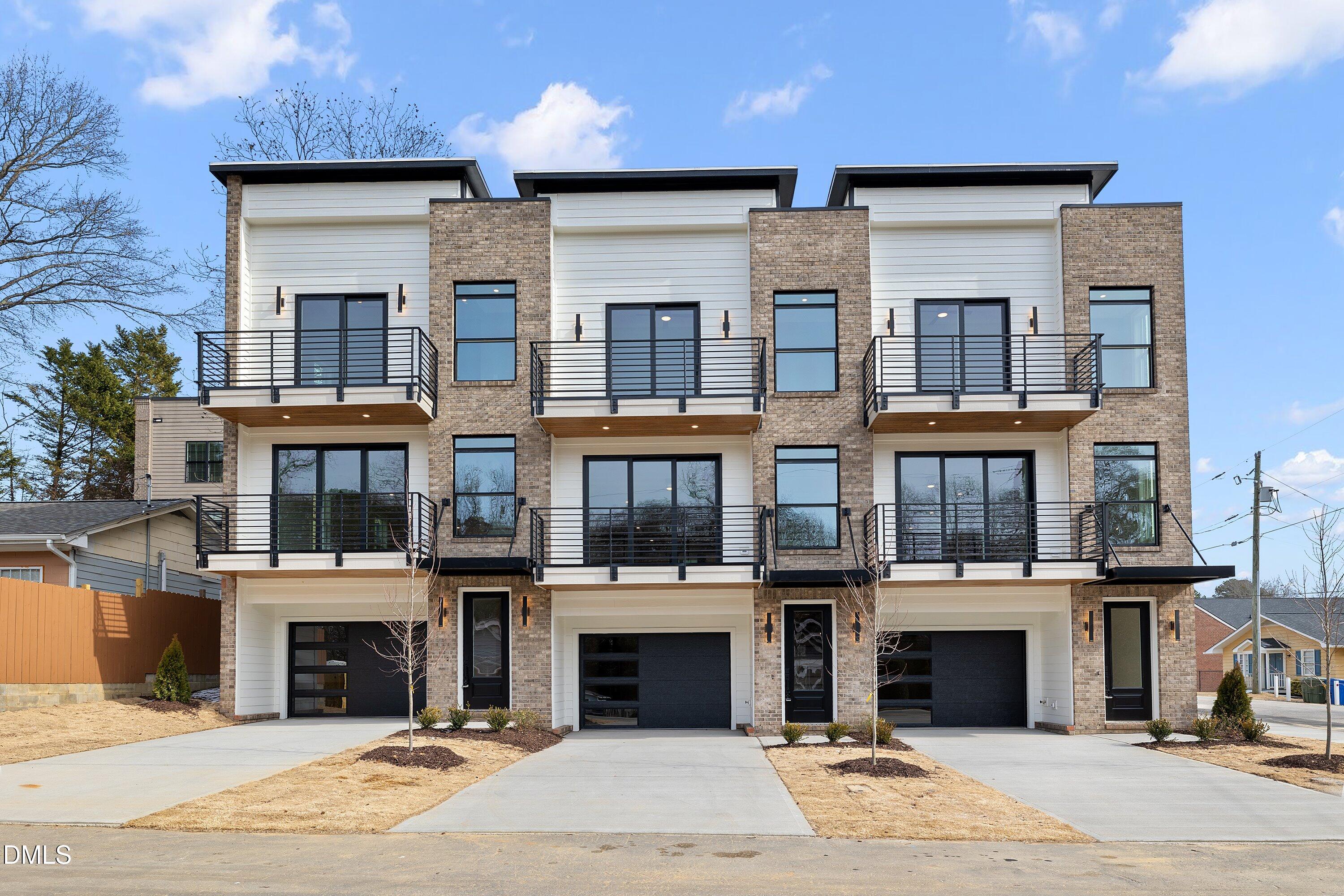 221 S West Street, Fuquay Varina, NC 27526