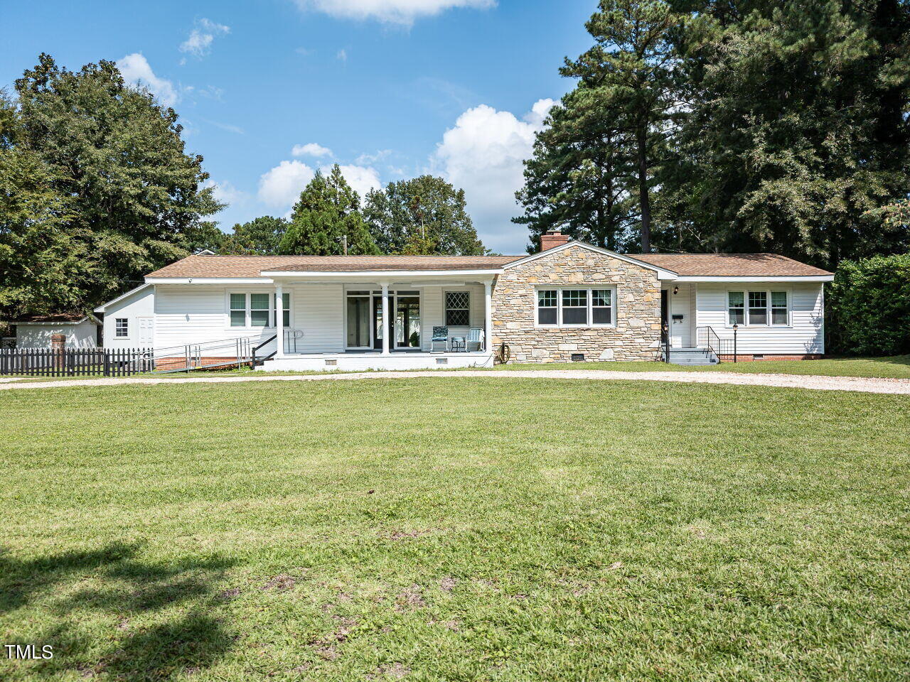 110 W Parker Street, Smithfield, NC 27577
