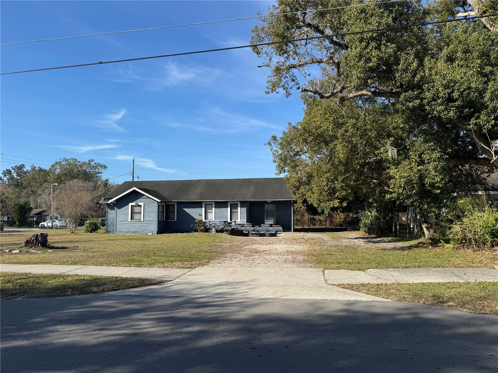1049 PLATEAU AVENUE