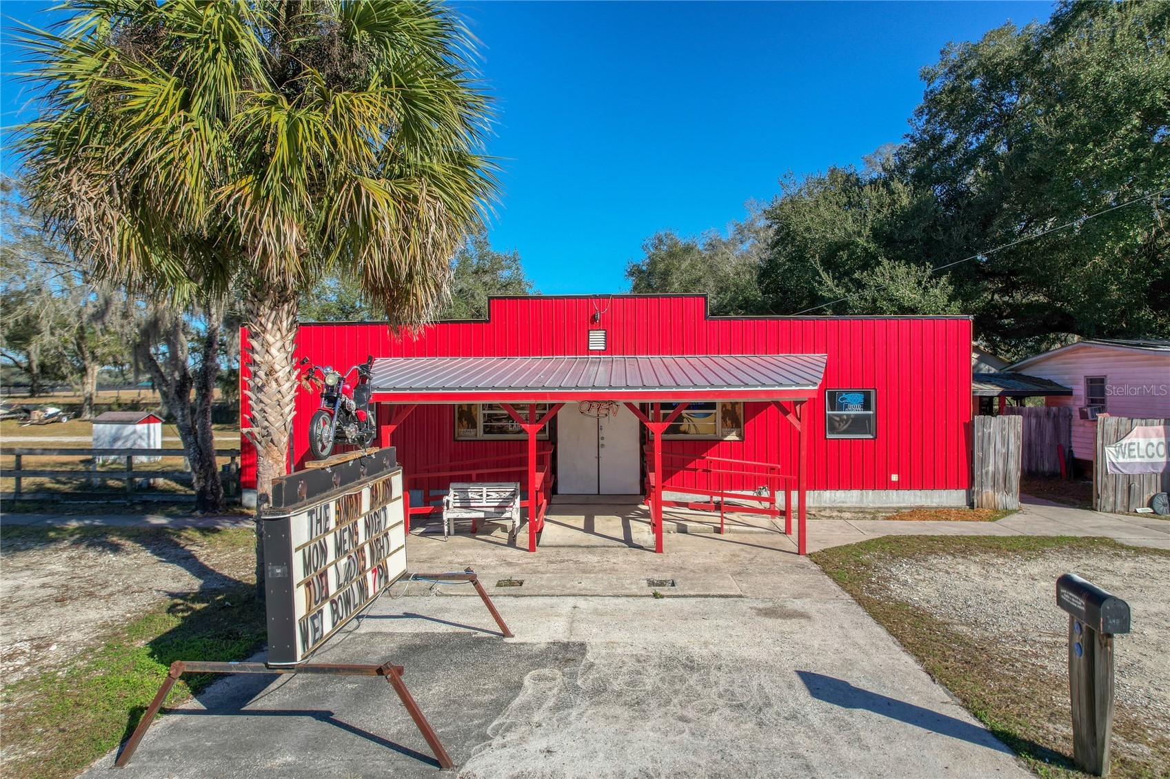 2451 SE HIGHWAY 41