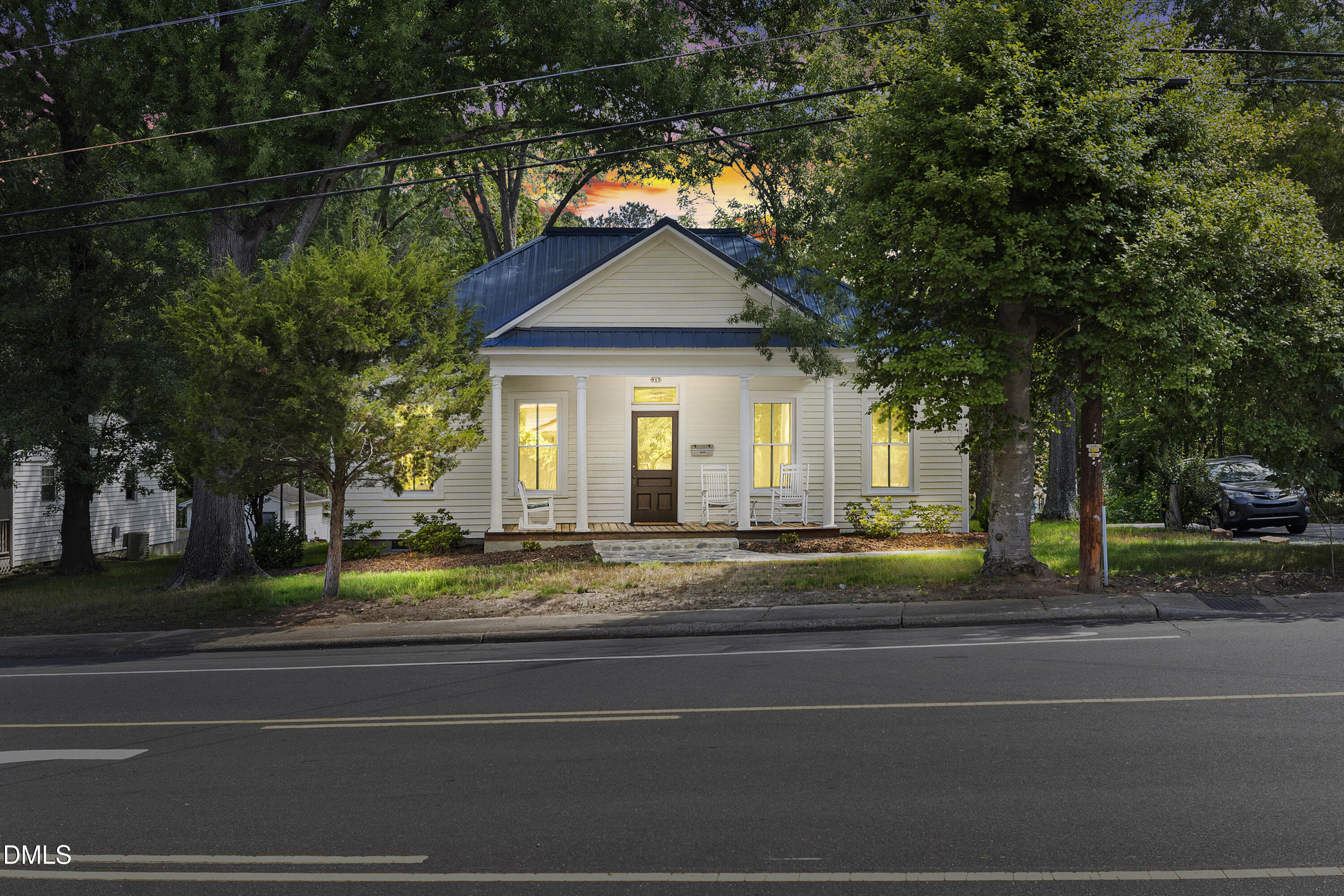 915 S 3rd Street, Sanford, NC 27330