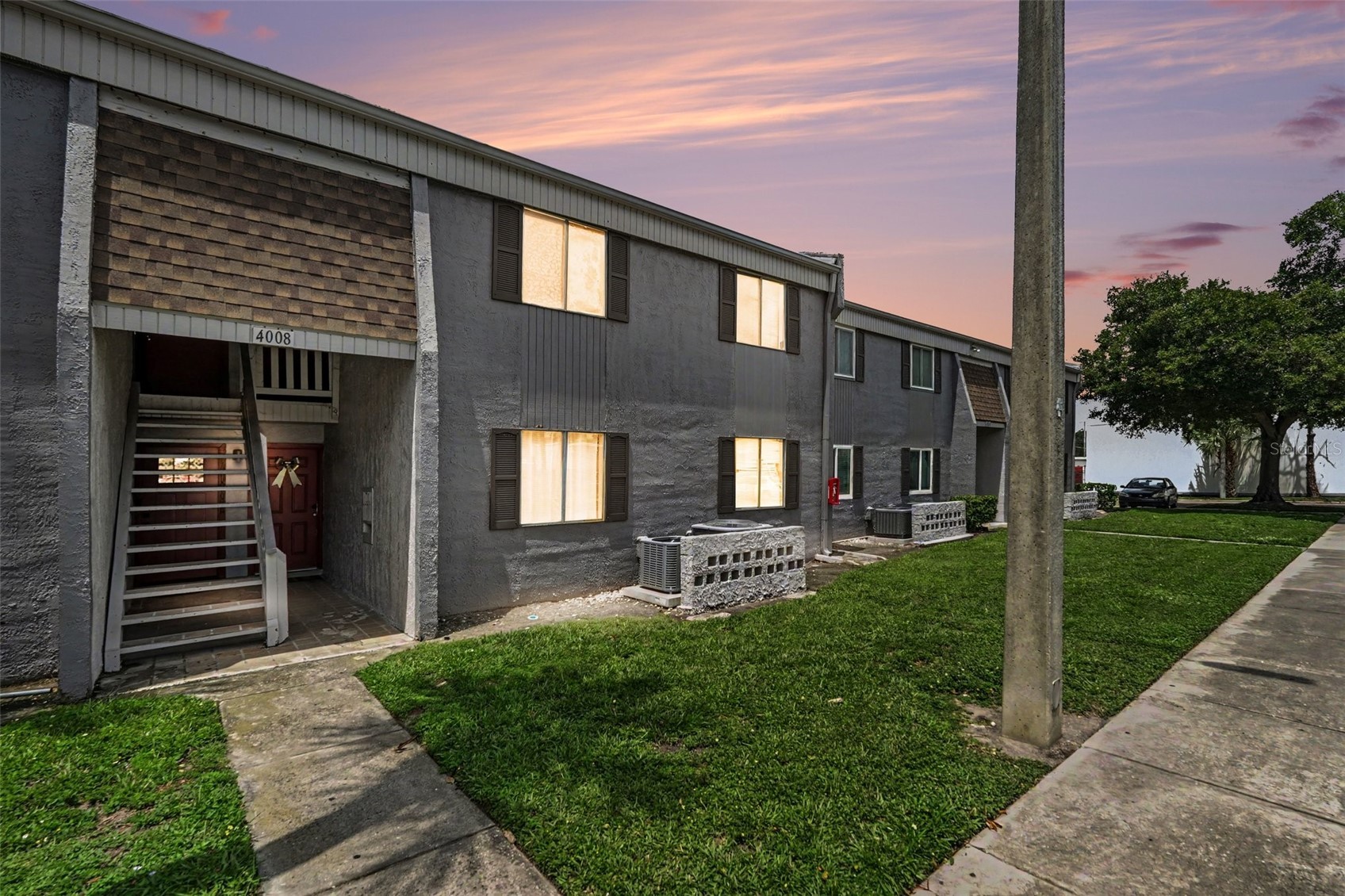 4008 CORTEZ DRIVE B