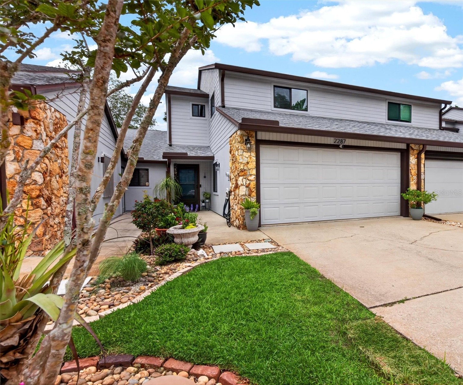 2287 BRANCHWOOD DRIVE