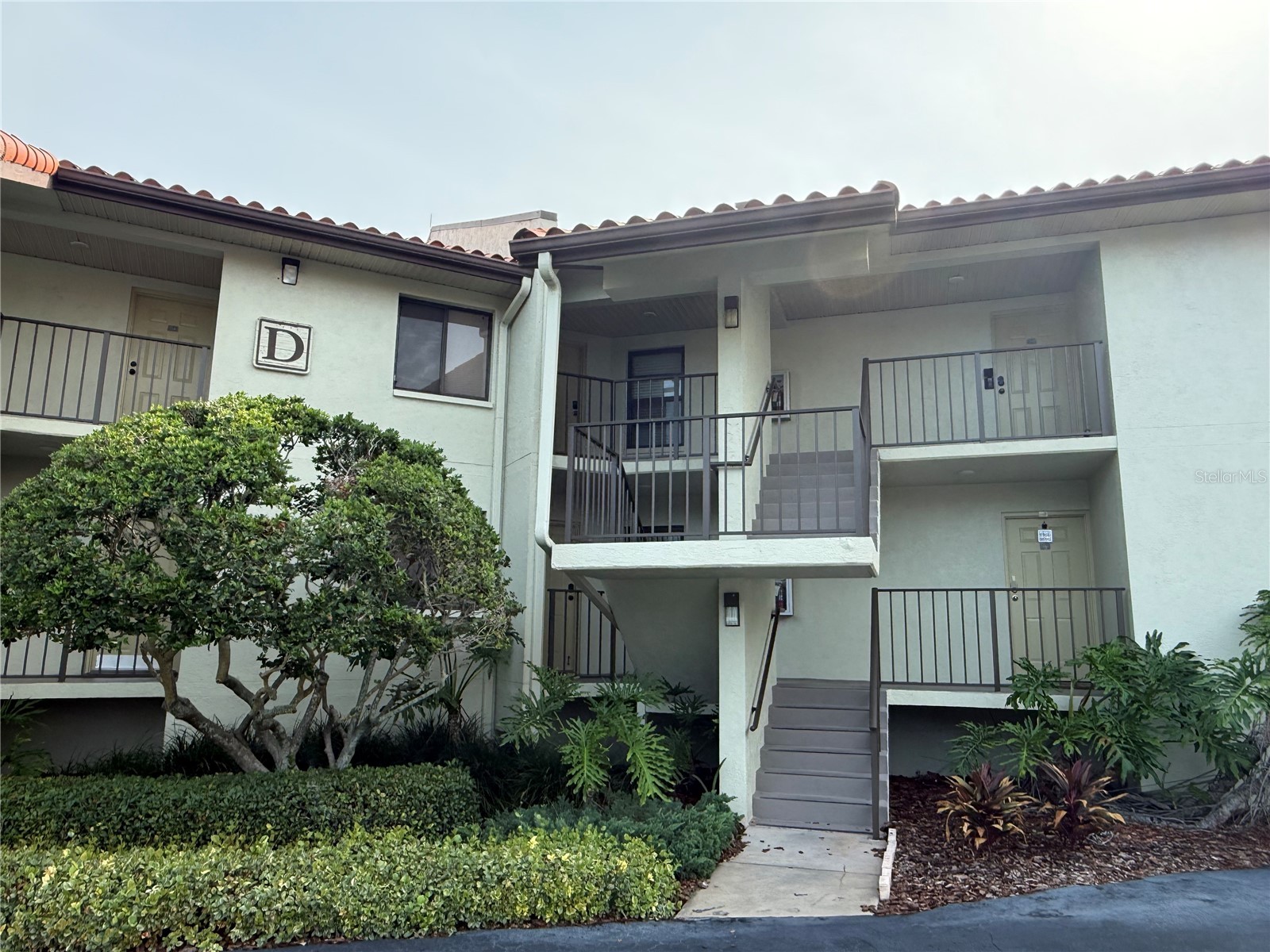 1515 PINELLAS BAYWAY S 42