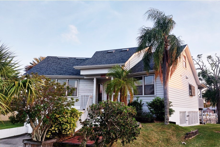 4851 BONITO DRIVE
