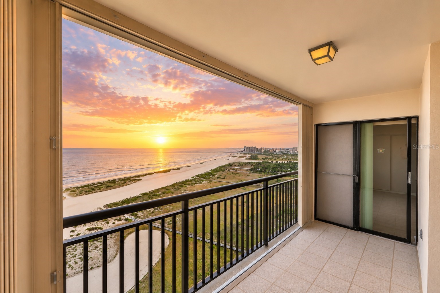 1270 GULF BOULEVARD 1706