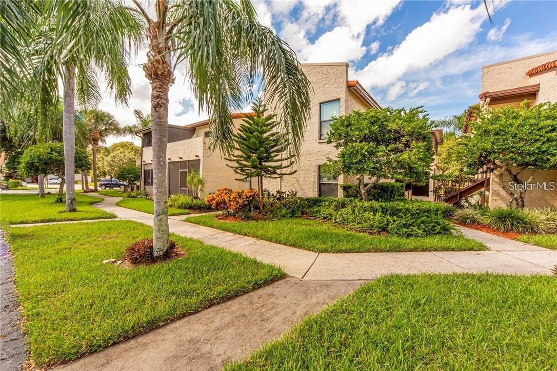 2571 CYPRUS DRIVE 1-204