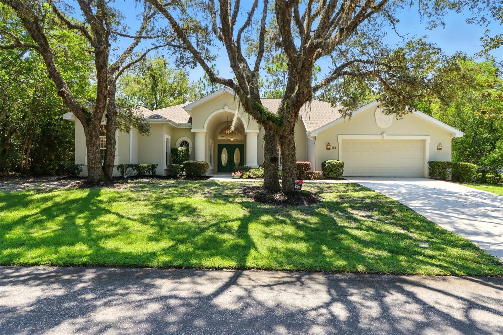 8 SWEETGUM COURT N