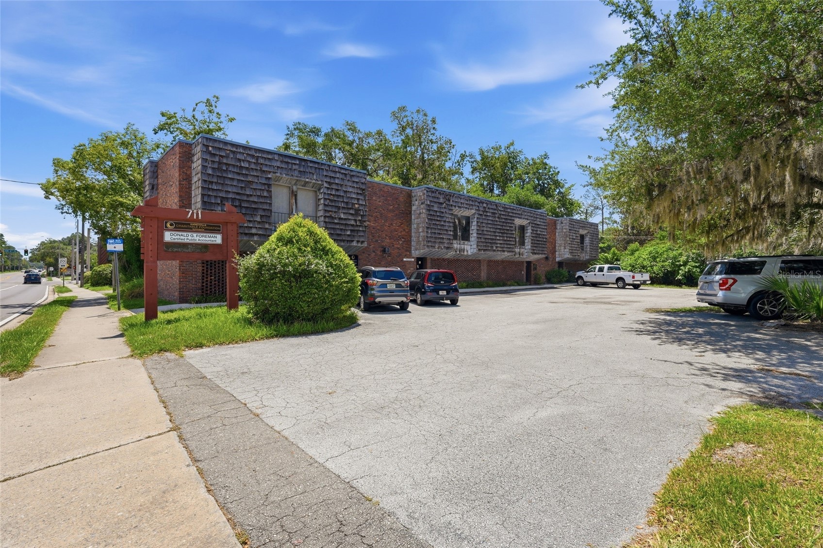 711 NW 23RD AVENUE 3