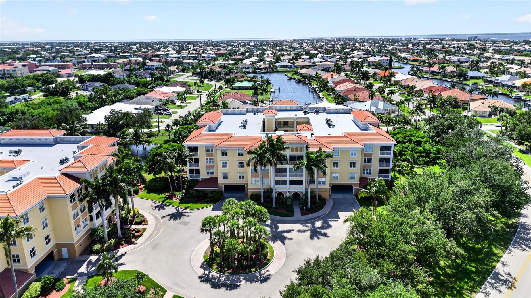 255 WEST END DRIVE 4308