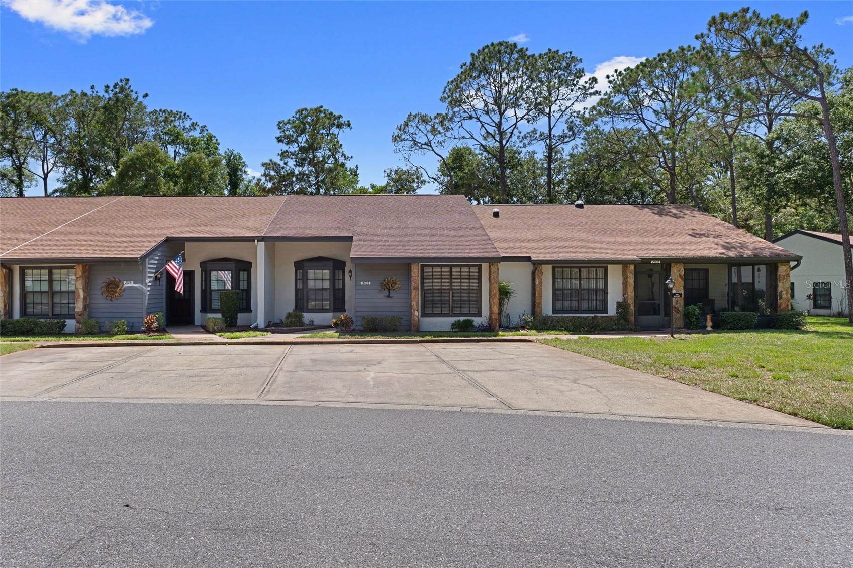 2102 FORESTER WAY