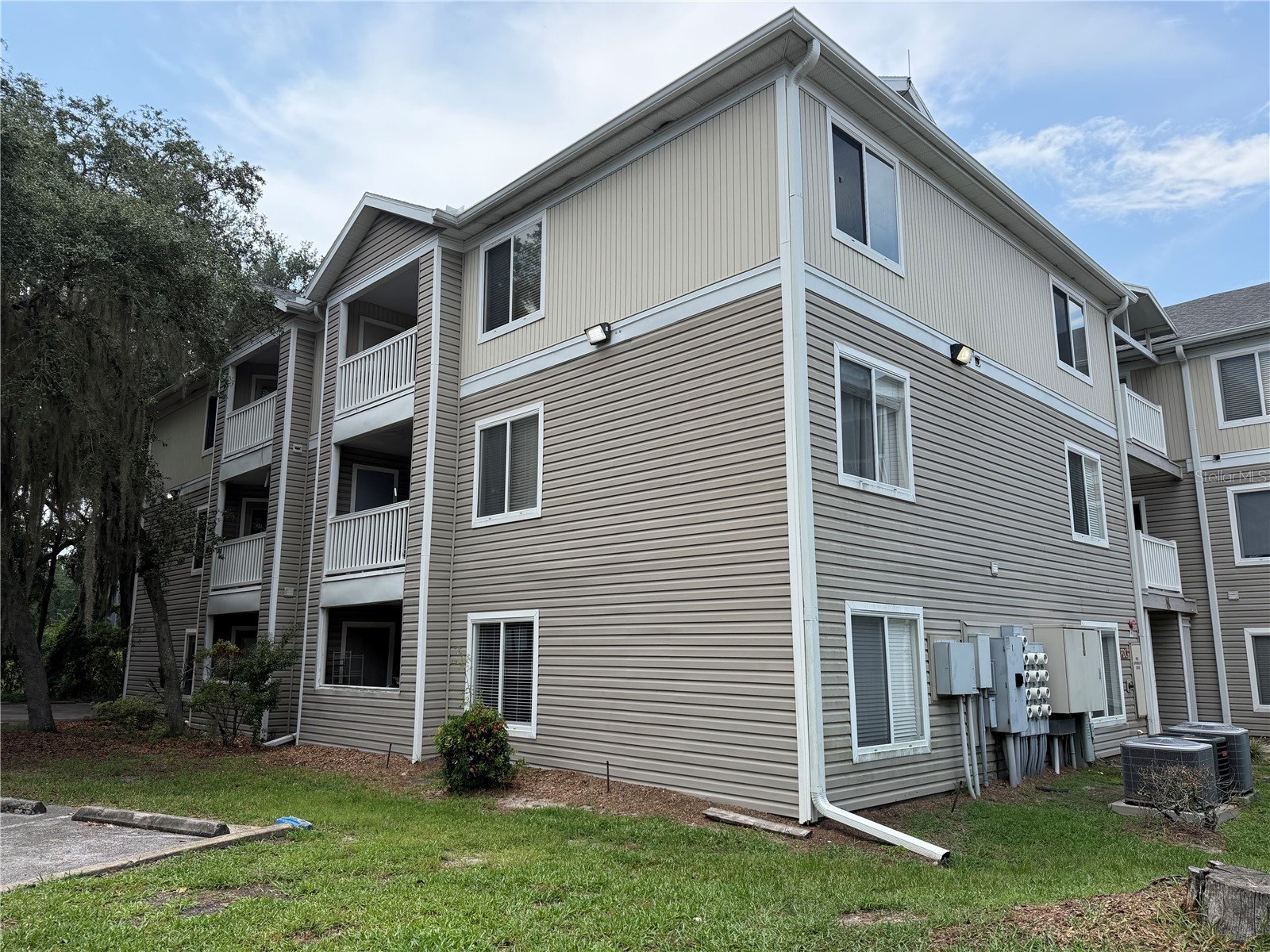 4000 SW 23RD STREET 1-101