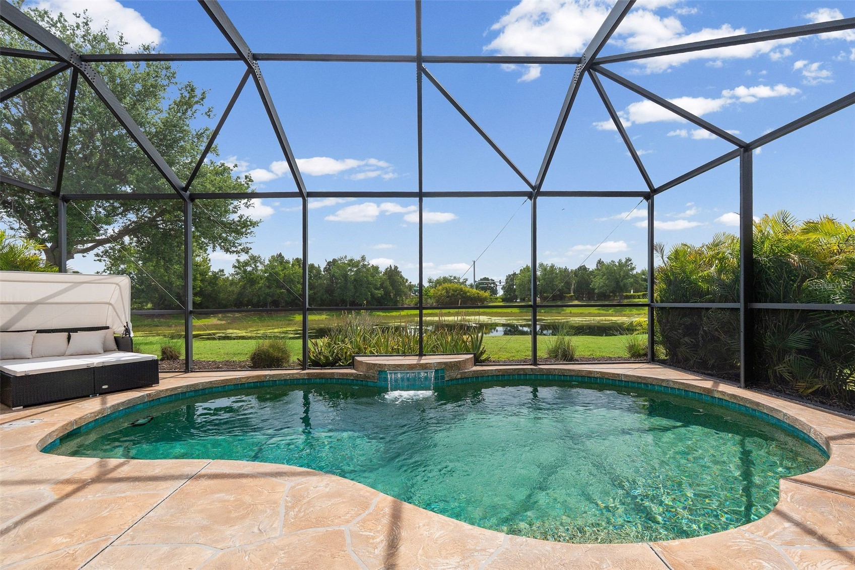 11904 FOREST PARK CIRCLE
